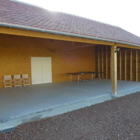 Holiday home Renovee Avec Jardin Clos, Terrasse, Jeux, 5 Chambres, Et Animaux Acceptes - Fr-1-497-109 *