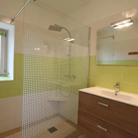 Renovee Avec Jardin Clos, Terrasse, Jeux, 5 Chambres, Et Animaux Acceptes - Fr-1-497-109 * Mauves-sur-Huisne